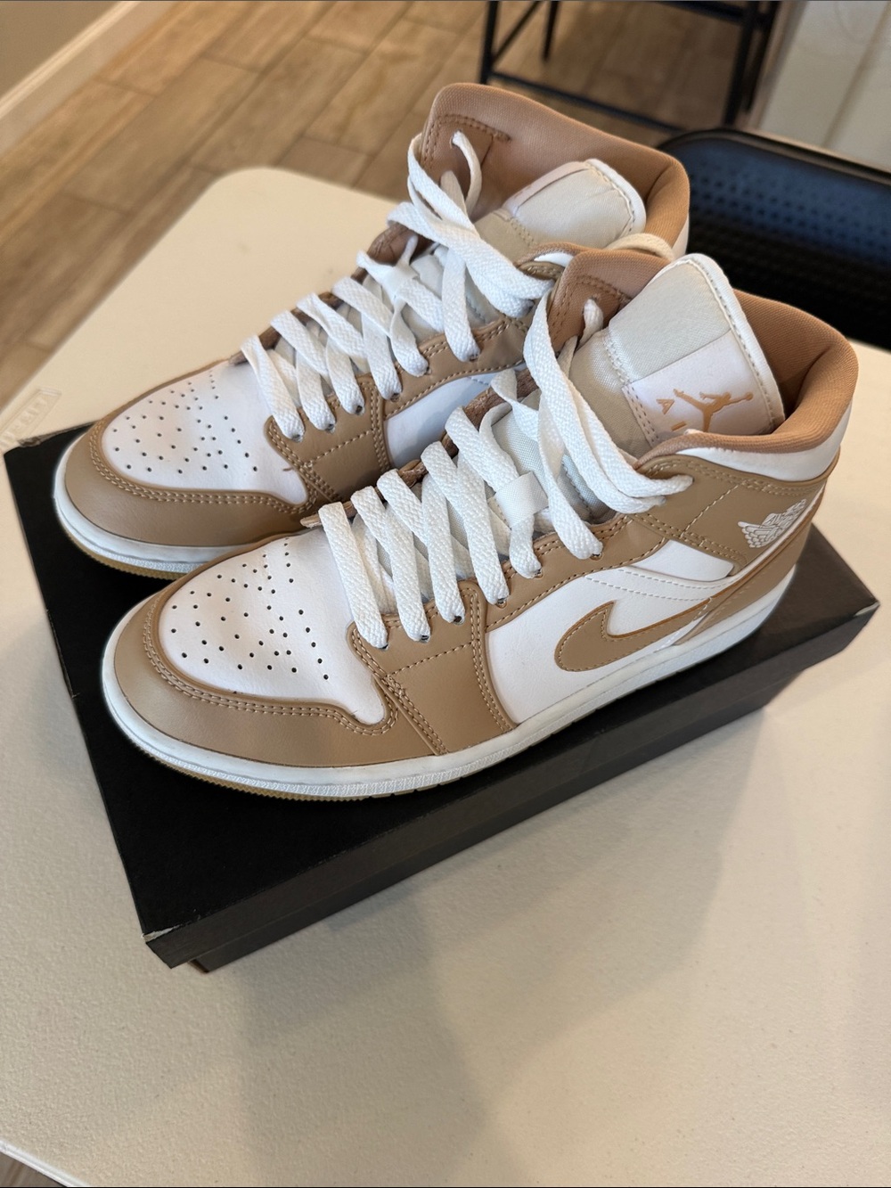 Nike Air Jordan 1 Mid sneakers Tan Gum